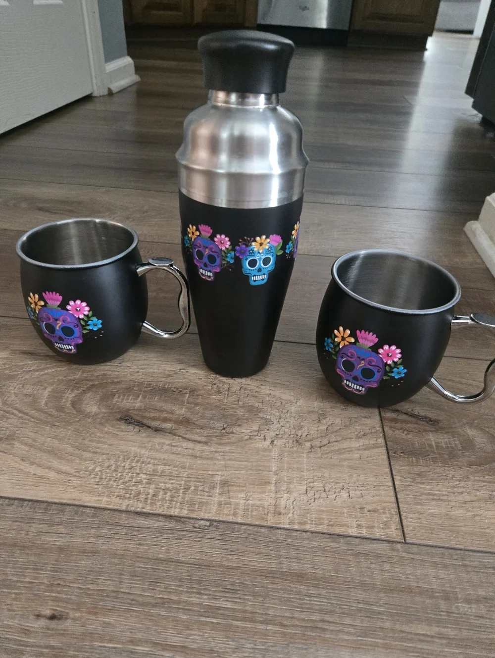Oggi Day of the Dead Black Skull Cocktail Shaker Set - Dia de los Muertos